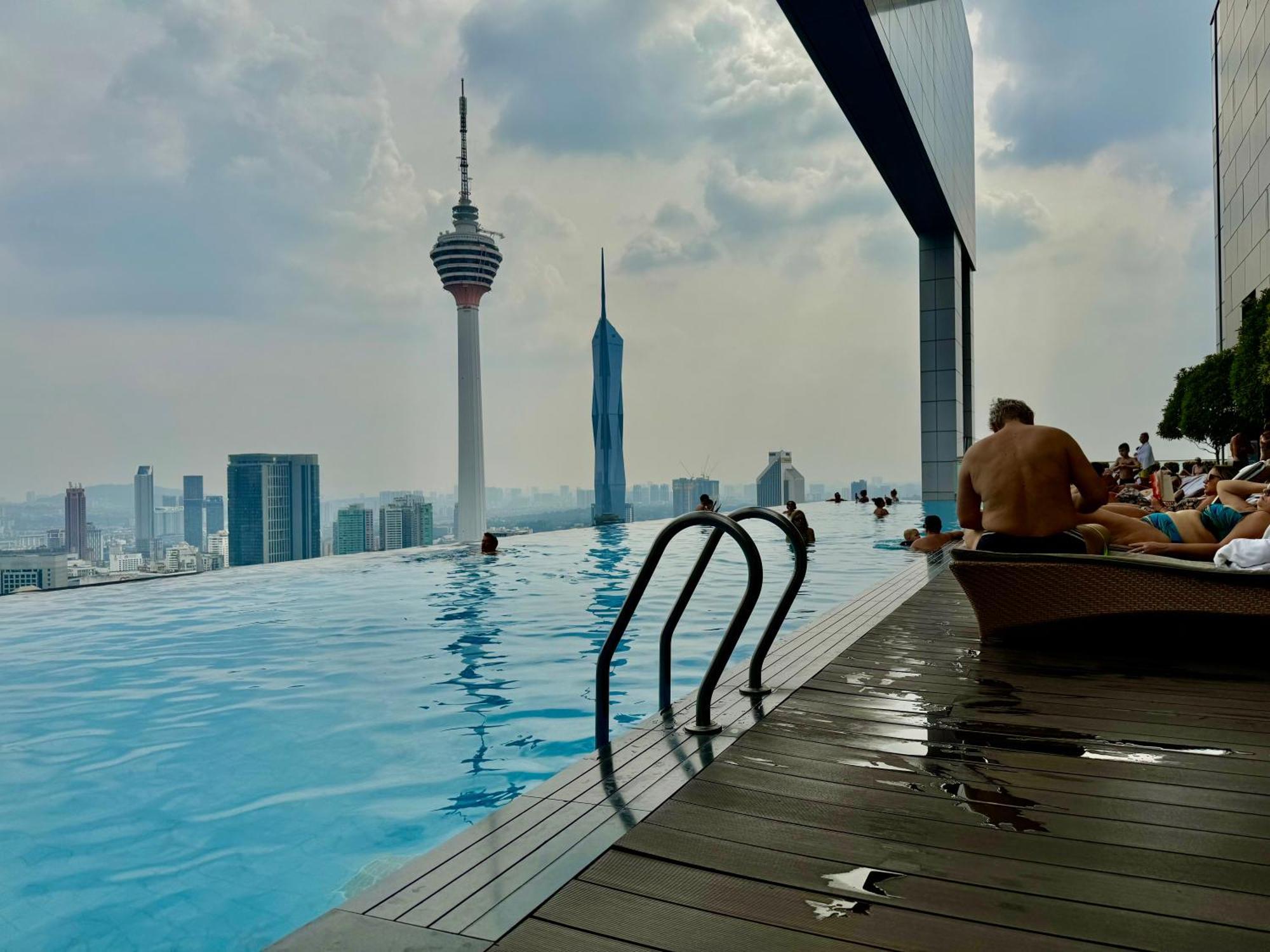 Platinum By Luxury Suites Kuala Lumpur Exterior photo